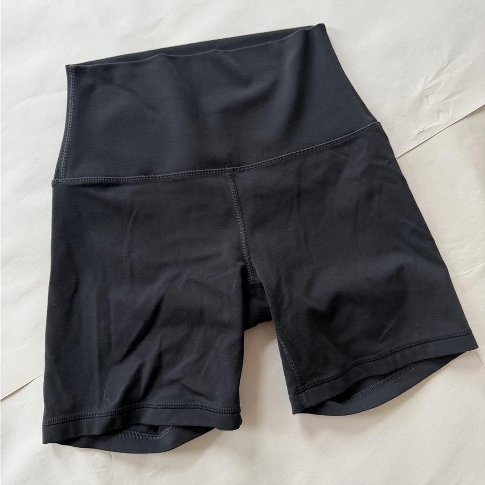 Size XS Women’s CRZ Yoga Butterluxe 6” Biker Shorts